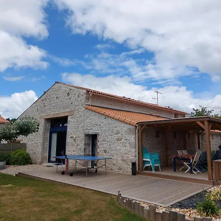 De L'oda 펜션 Le Poiré-sur-Vie